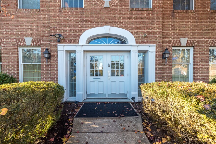 More Photos Of 600 E Main St, Lansdale Office Residential For Sale