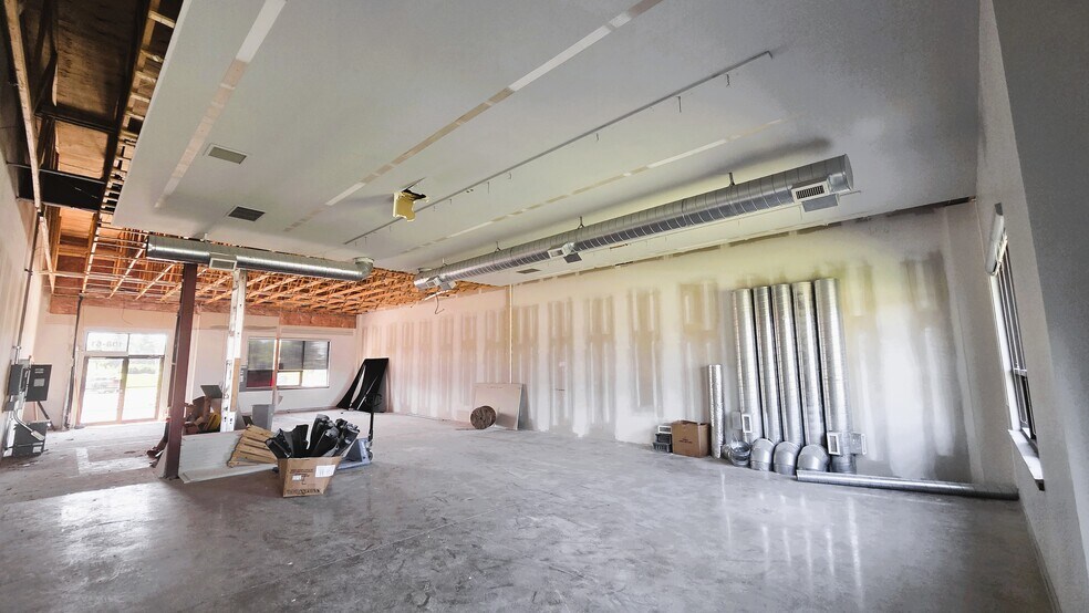 More Photos Of 61 Hyperion Ct, Kingston Office For Lease
