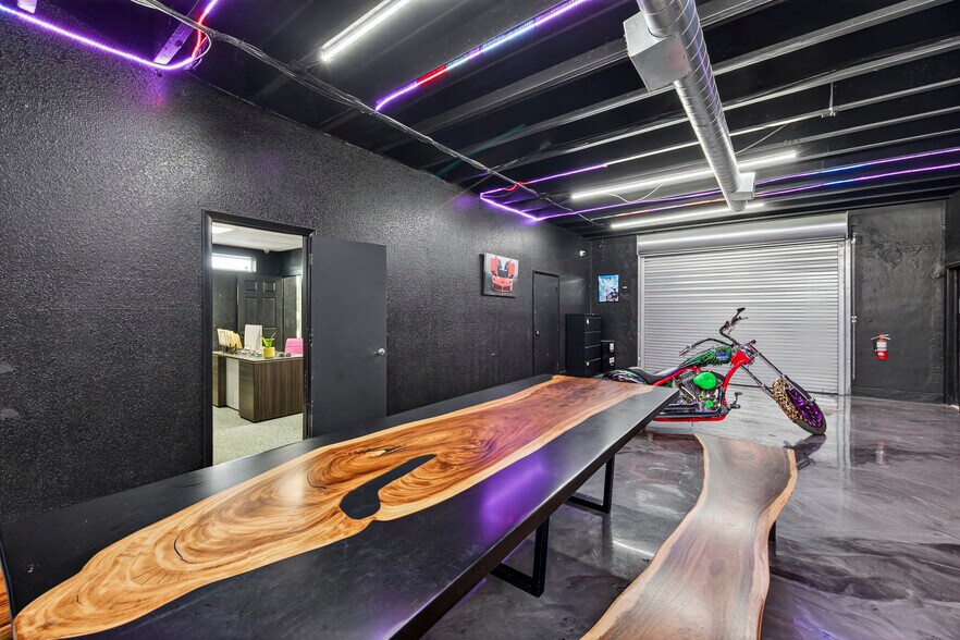 More Photos Of 1090 S 56th Ave, Hollywood Auto Repair For Sale