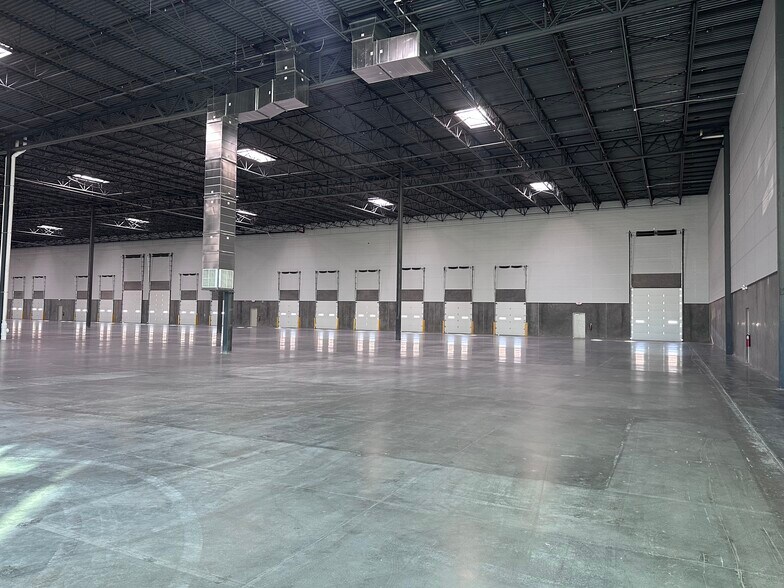 More Photos Of Southern Parkway, St George Unknown For Lease