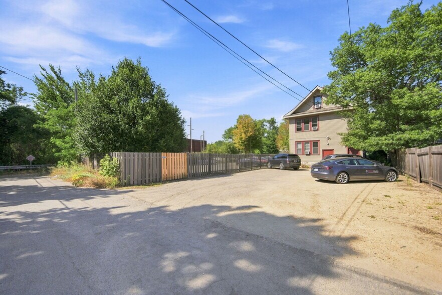 More Photos Of 1208 Grand Ave, Saint Paul Storefront Retail Office For Sale