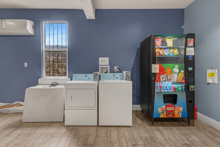 More Photos Of 1100 Lorena St, Los Angeles Religious Facility For Sale