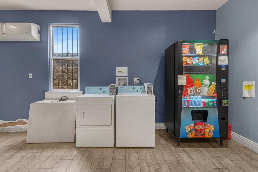 More Photos Of 1100 S Lorena St, Los Angeles Religious Facility For Sale