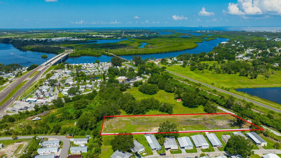 More Photos Of 674 Woodland Estates Avenue, Ruskin Land For Sale