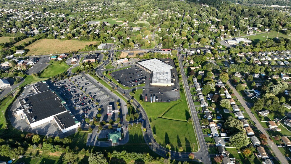 More Photos Of 1508 Sullivan Trl, Easton General Retail For Sale