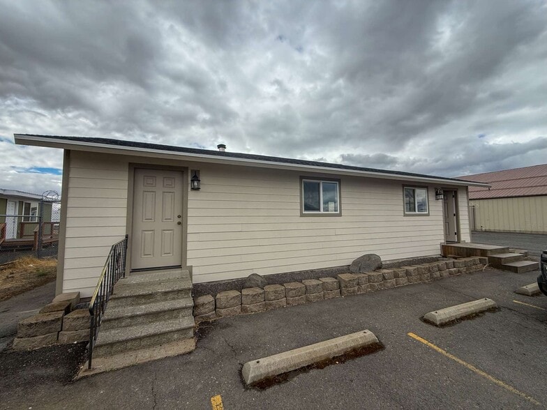 More Photos Of 1612 S Campbell St, Spokane Warehouse For Sale