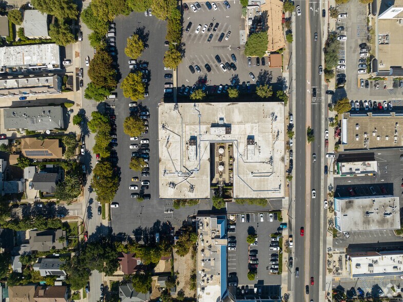 More Photos Of 625 Fair Oaks Ave, South Pasadena Office For Lease