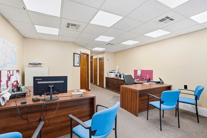 More Photos Of 10-16 South St, Westborough Office For Sale