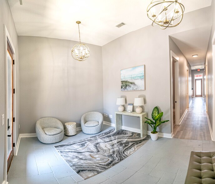 More Photos Of 1012 Airport Rd, Destin Office Residential For Sale