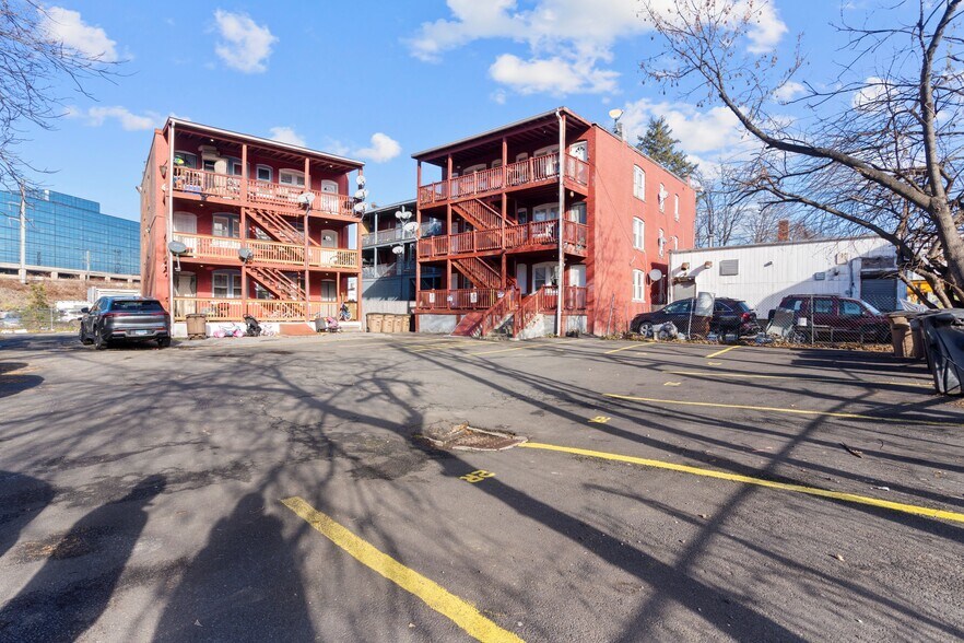 More Photos Of 265 Greenwich Ave, Stamford Apartments For Sale