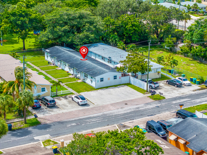 Primary Photo Of 711 SW 10th St, Dania Beach Apartments For Sale