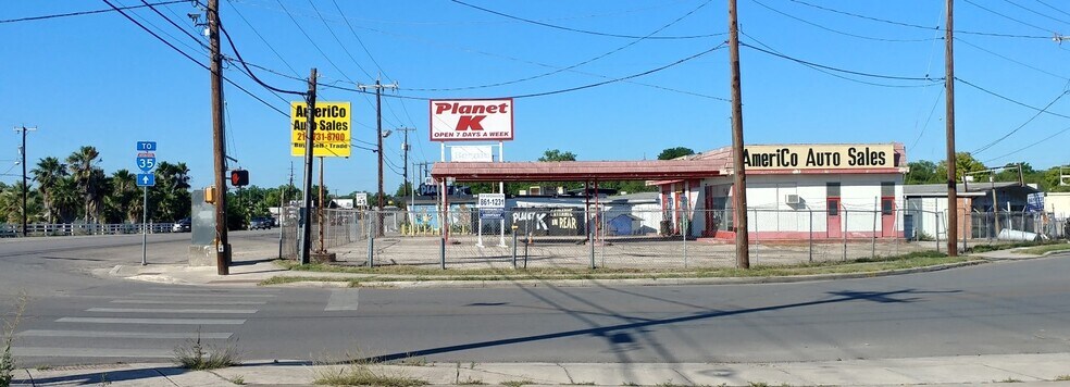 More Photos Of 2130 Austin Hwy, San Antonio General Retail For Sale
