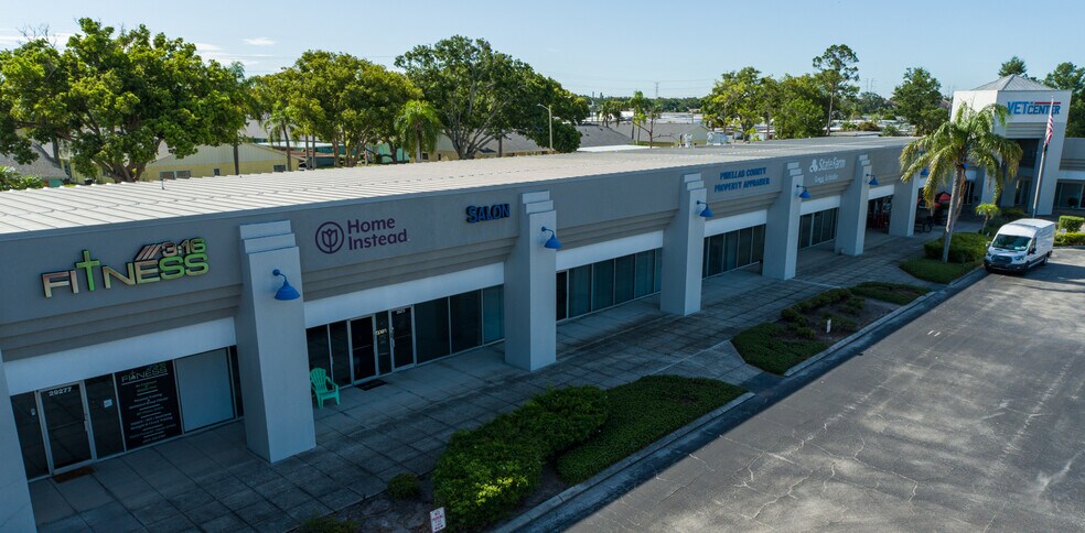 More Photos Of 29241-29277 US Highway 19 N, Clearwater Office For Lease