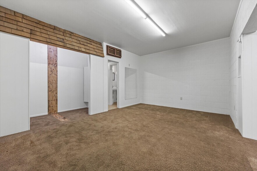 More Photos Of 16 Tobias St, Kernville Storefront Retail Residential For Sale