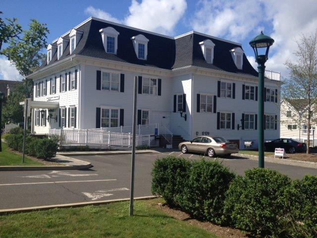 More Photos Of 124 East Ave, Norwalk Medical For Lease