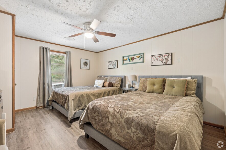 More Photos Of 43 Europe Ln, Clayton Apartments For Sale