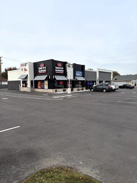 More Photos Of 31301 Harper Ave, Saint Clair Shores Restaurant For Lease