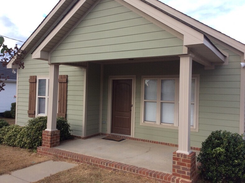 More Photos Of 10 Lakeview, Tuscaloosa Multifamily For Sale