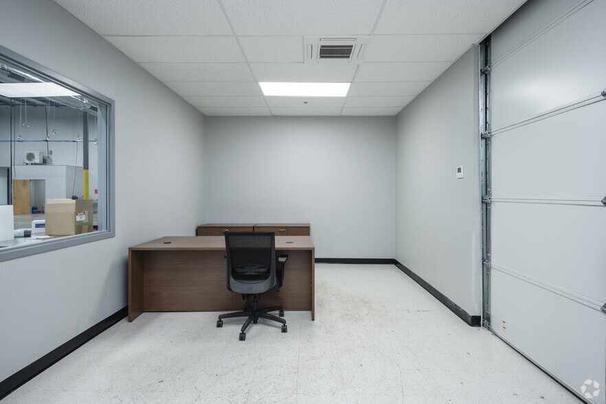 More Photos Of 140 Corporate Dr, Spartanburg Research And Development For Lease