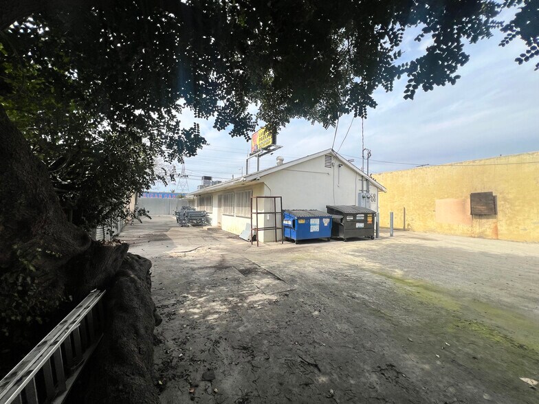 More Photos Of 8604 Lankershim Blvd, Sun Valley Land For Lease