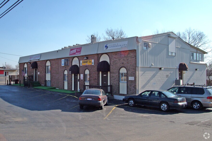 More Photos Of 3329-3337 Dayton-Xenia Rd, Dayton General Retail For Sale