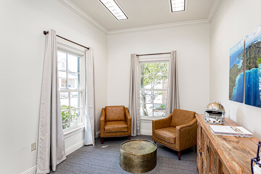 More Photos Of 4603 Bluebonnet Blvd, Baton Rouge Office For Sale