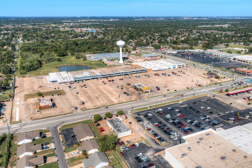 More Photos Of , Broken Arrow General Retail For Sale
