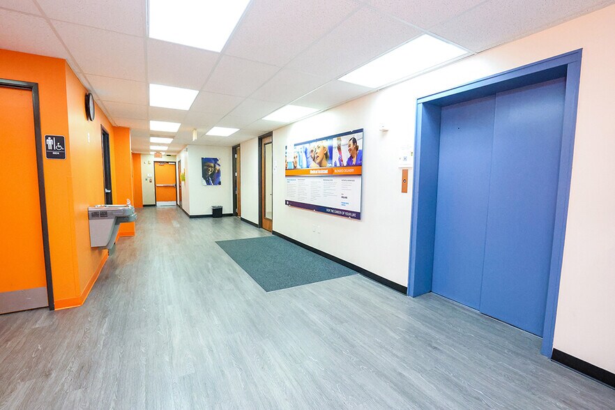 More Photos Of 4738 NW Loop 410, San Antonio Medical For Lease