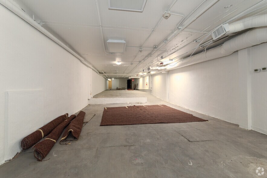 More Photos Of 920 J St, Sacramento Office For Sale