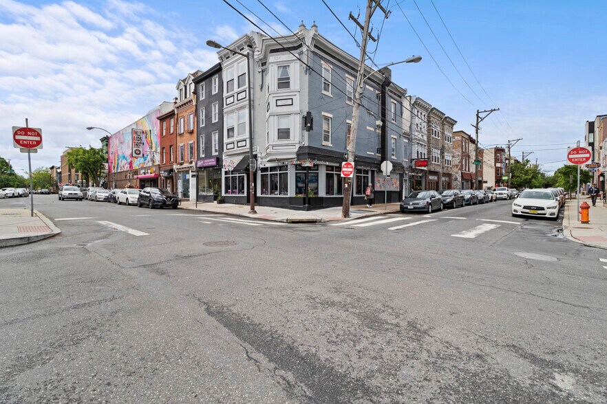 More Photos Of 700 S 5th St, Philadelphia Apartments For Sale