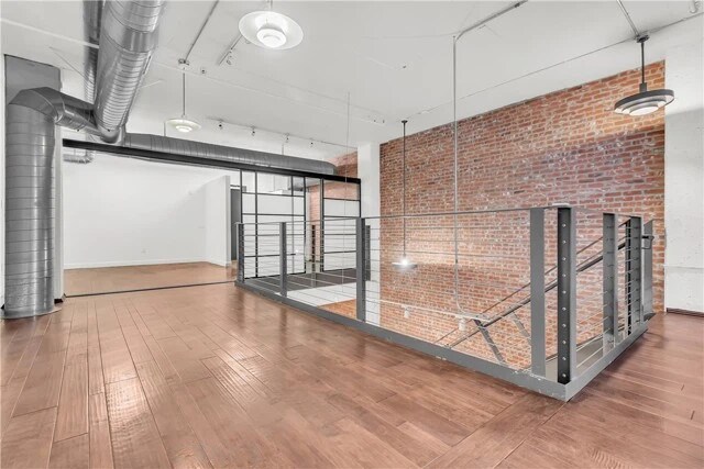 More Photos Of 500-530 S Hewitt St, Los Angeles Apartments For Lease
