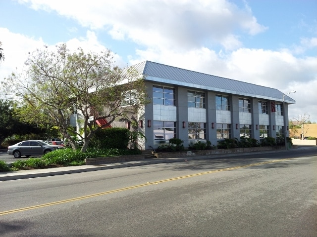 More Photos Of 321 N Rampart St, Orange Office For Lease