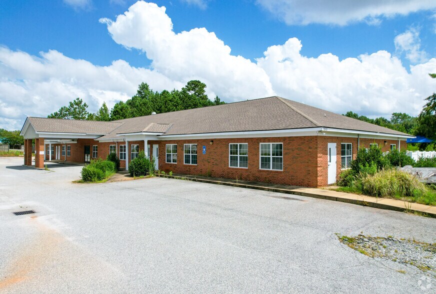 Primary Photo Of 7572 Kayne Blvd, Columbus Daycare Center For Lease