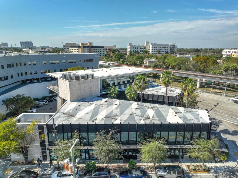 More Photos Of 5958 S Dixie Hwy, South Miami Restaurant For Lease