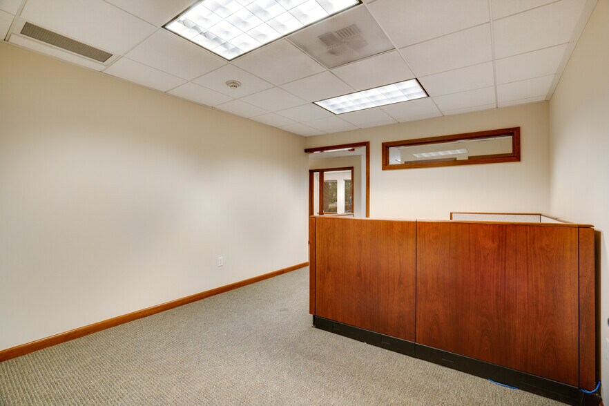 More Photos Of 705 S 9th St, Tacoma Office For Lease