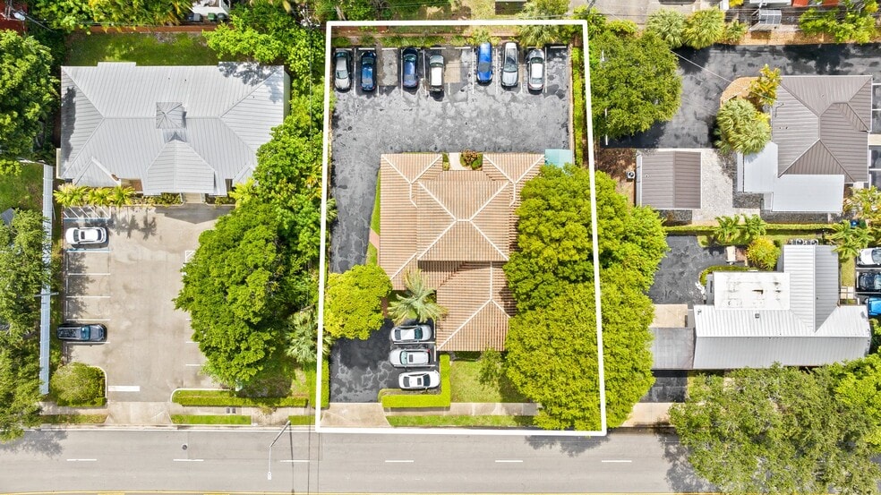More Photos Of 1322 SE 3rd Ave, Fort Lauderdale Office For Sale