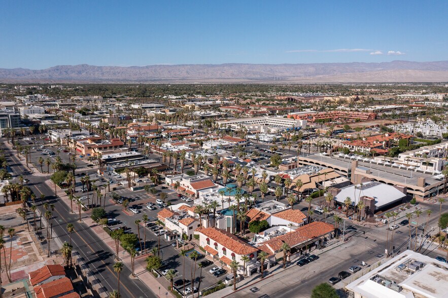 More Photos Of 262 S Palm Canyon Dr, Palm Springs Restaurant For Sale