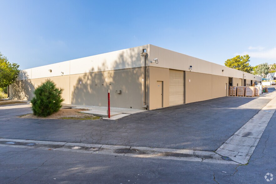 More Photos Of 1945 S Rancho Santa Fe Rd, San Marcos Light Manufacturing For Sale