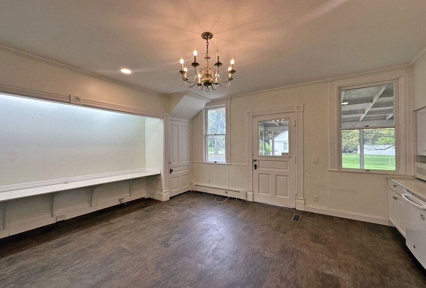 More Photos Of 32440 Franklin Rd, Franklin Office For Sale