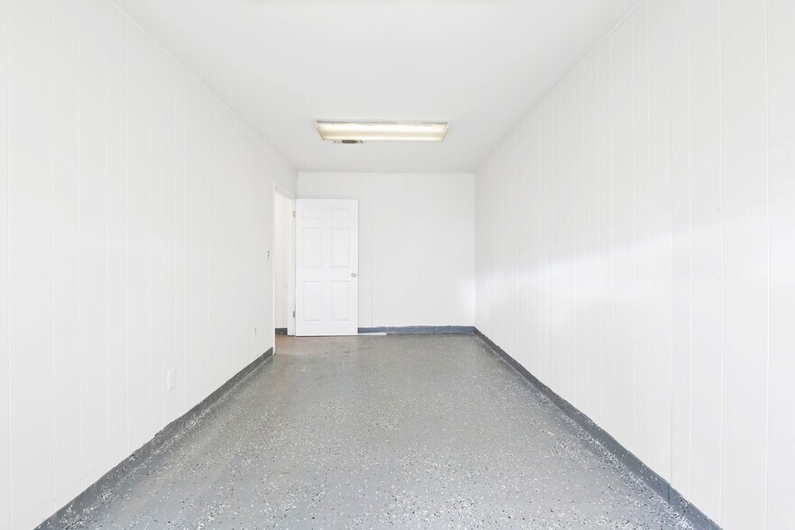 More Photos Of 709 NW 8th Ave, Fort Lauderdale Warehouse For Lease