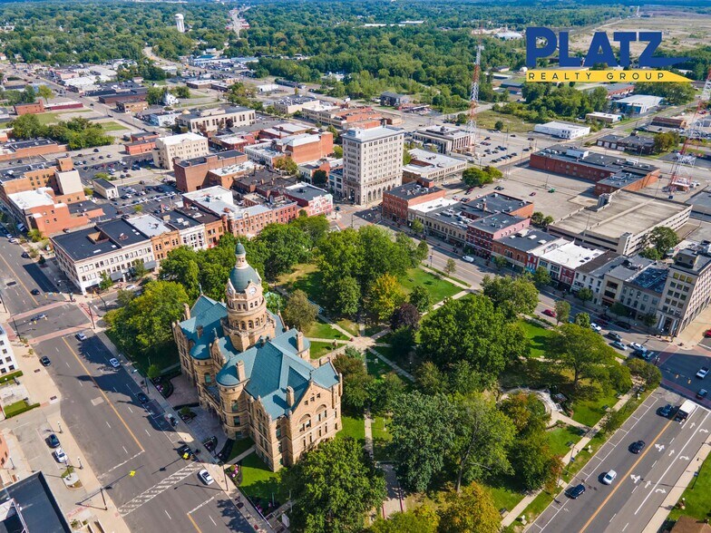 More Photos Of 103 W Market St, Warren Office For Sale
