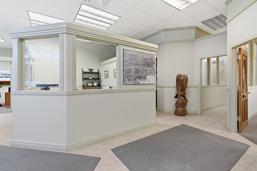 More Photos Of 1025 Central Ave, Tracy Medical For Sale