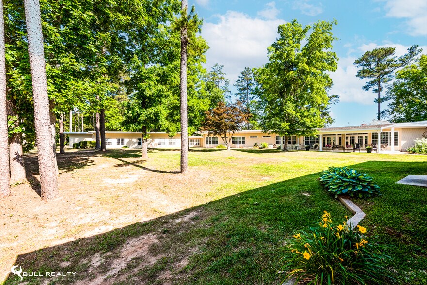 More Photos Of 184 Pine Ln, Washington Assisted Living For Sale