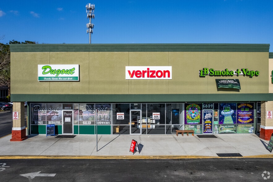 More Photos Of 6830-6855 SE Maricamp Rd, Ocala General Retail For Lease