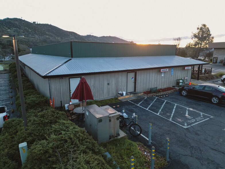 More Photos Of 5159 CA-140, Mariposa Restaurant For Sale