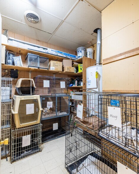 More Photos Of 200 N Main St, Duncanville Storefront Retail Office For Sale