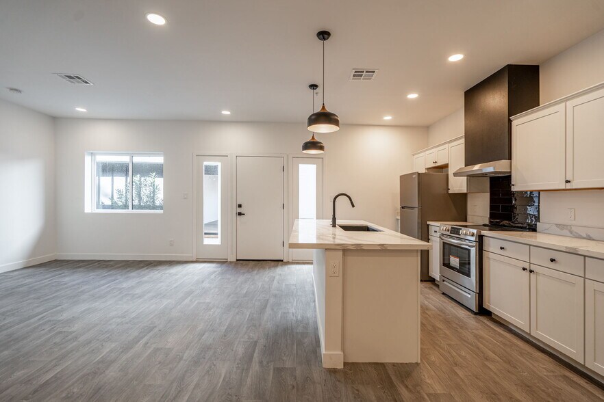 More Photos Of 719 W Missouri Ave, Phoenix Apartments For Sale