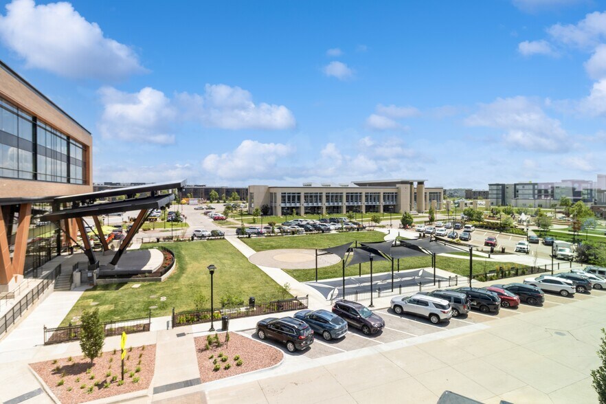 More Photos Of 1465 SW Park Square Dr, Ankeny Office For Lease
