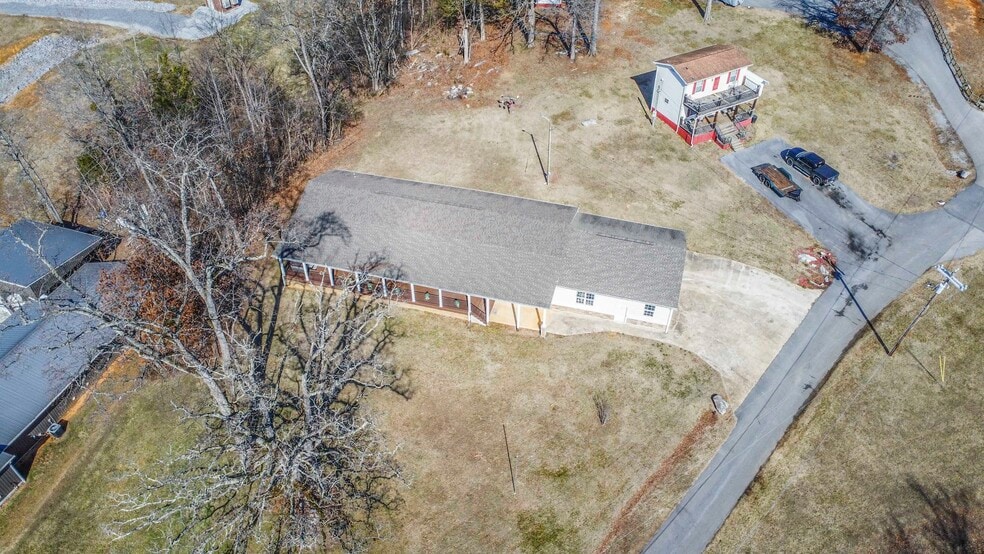 More Photos Of 104 Circle Rd, Newport Manufactured Housing Mobile Home Park For Sale
