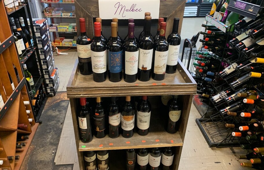 Primary Photo Of 1736 Louisa St, Rayville Convenience Store For Sale